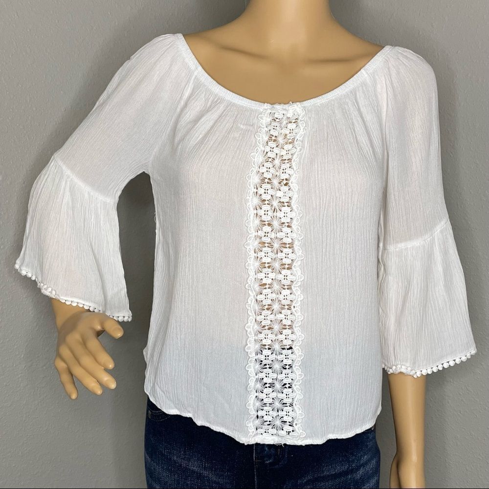 Liberty Love 3/4 Flare Sleeve Blouse With Lace Detail White Size Medium